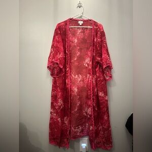 Lularoe Elegant Pink Floral with Lace Shirley Kimono. Women’s medium.